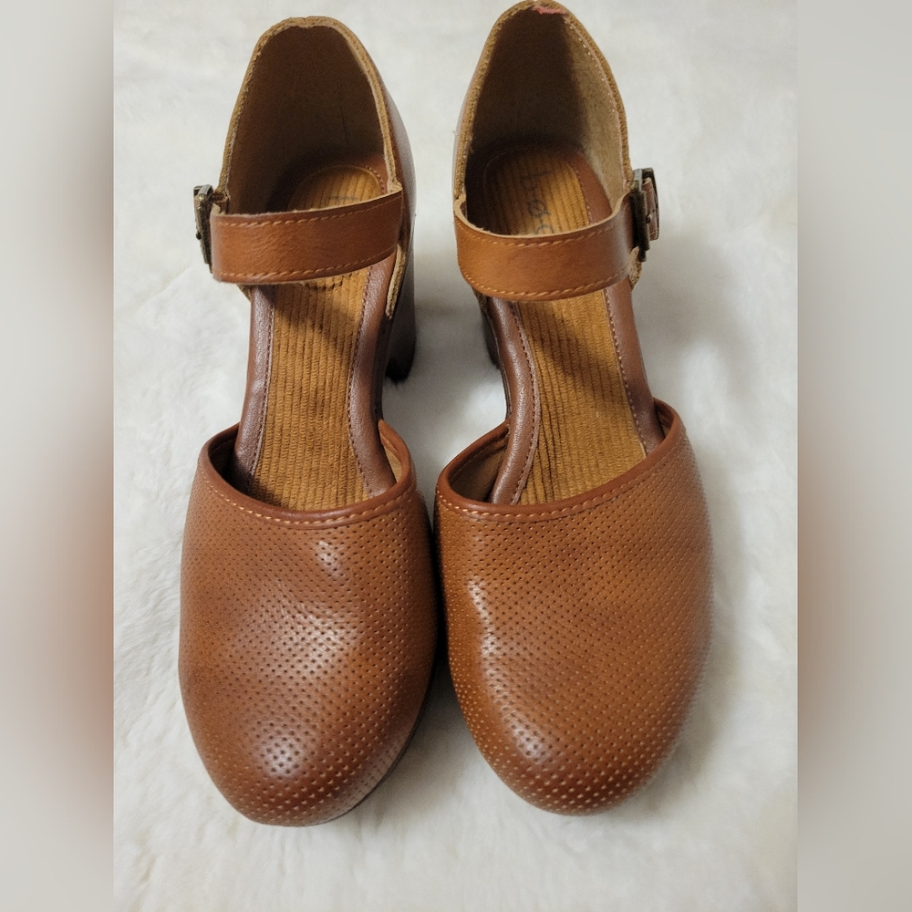 BOC Tan Brown Mary Jane Heels with Ankle Strap